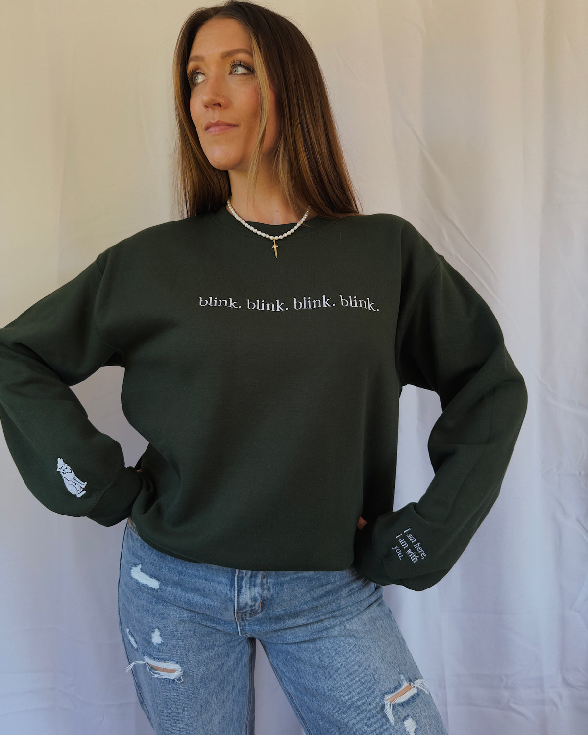 Embroidered Four Blinks Sweatshirt