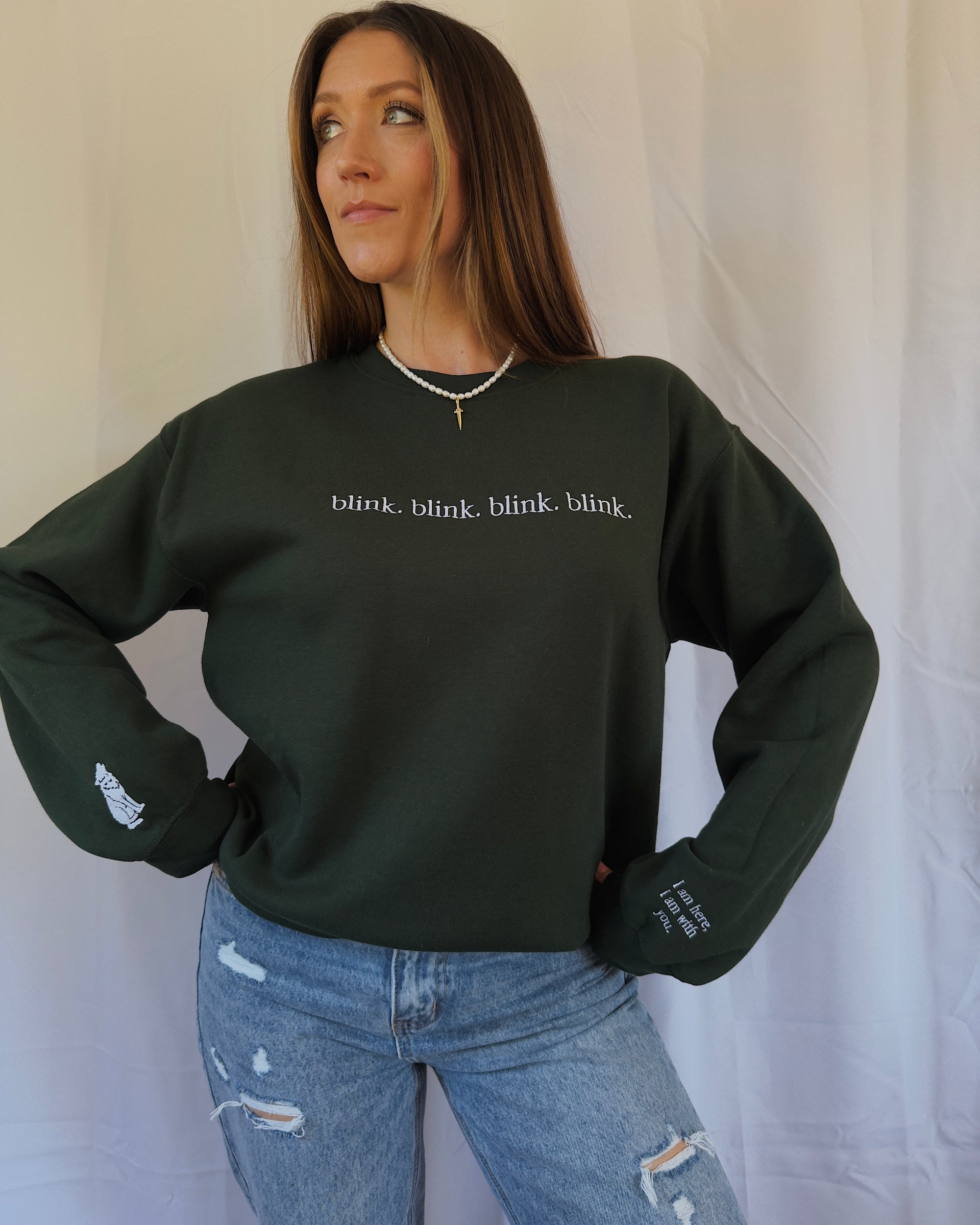 Embroidered Four Blinks Sweatshirt