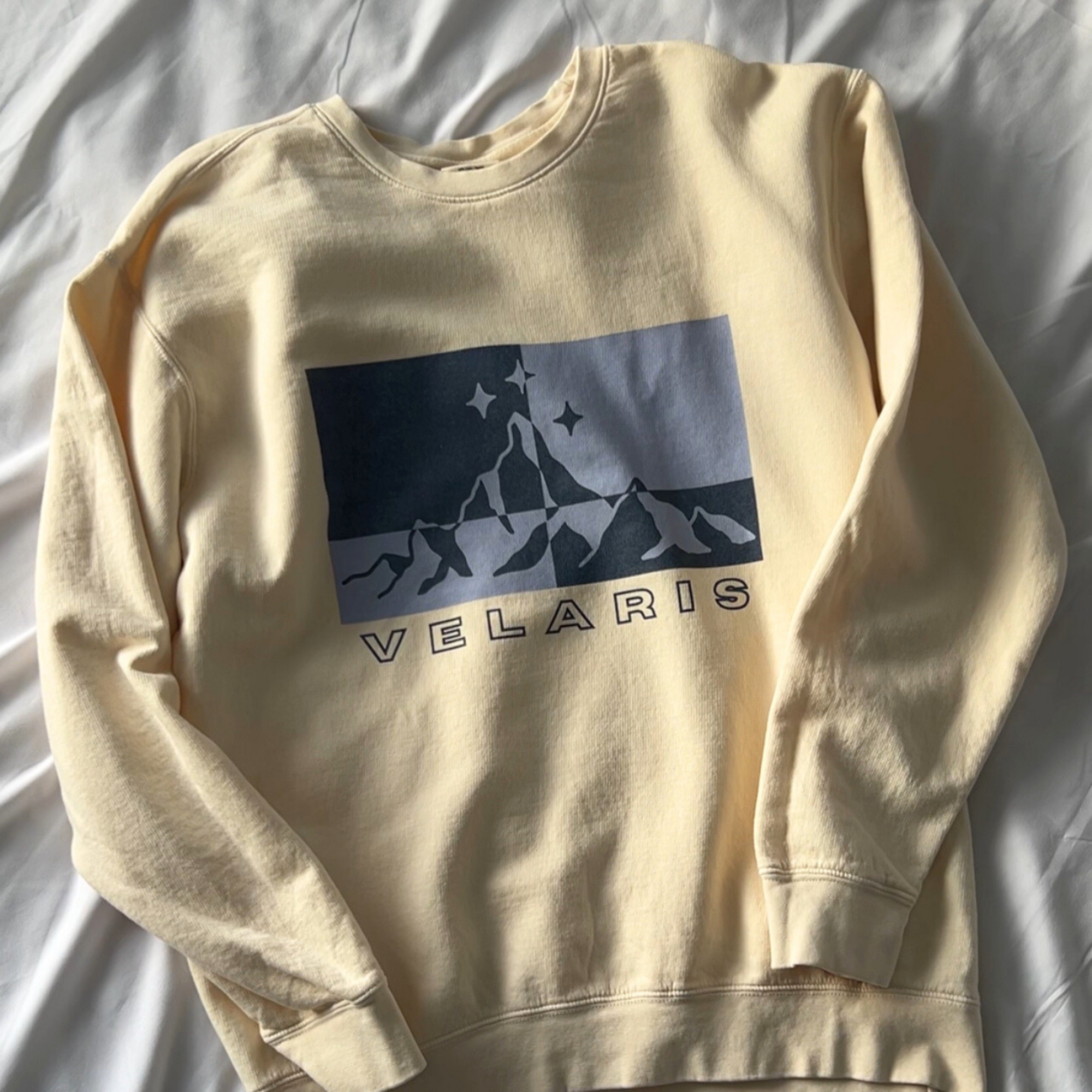 Velaris Colorblock Lightweight Sweatshirt
