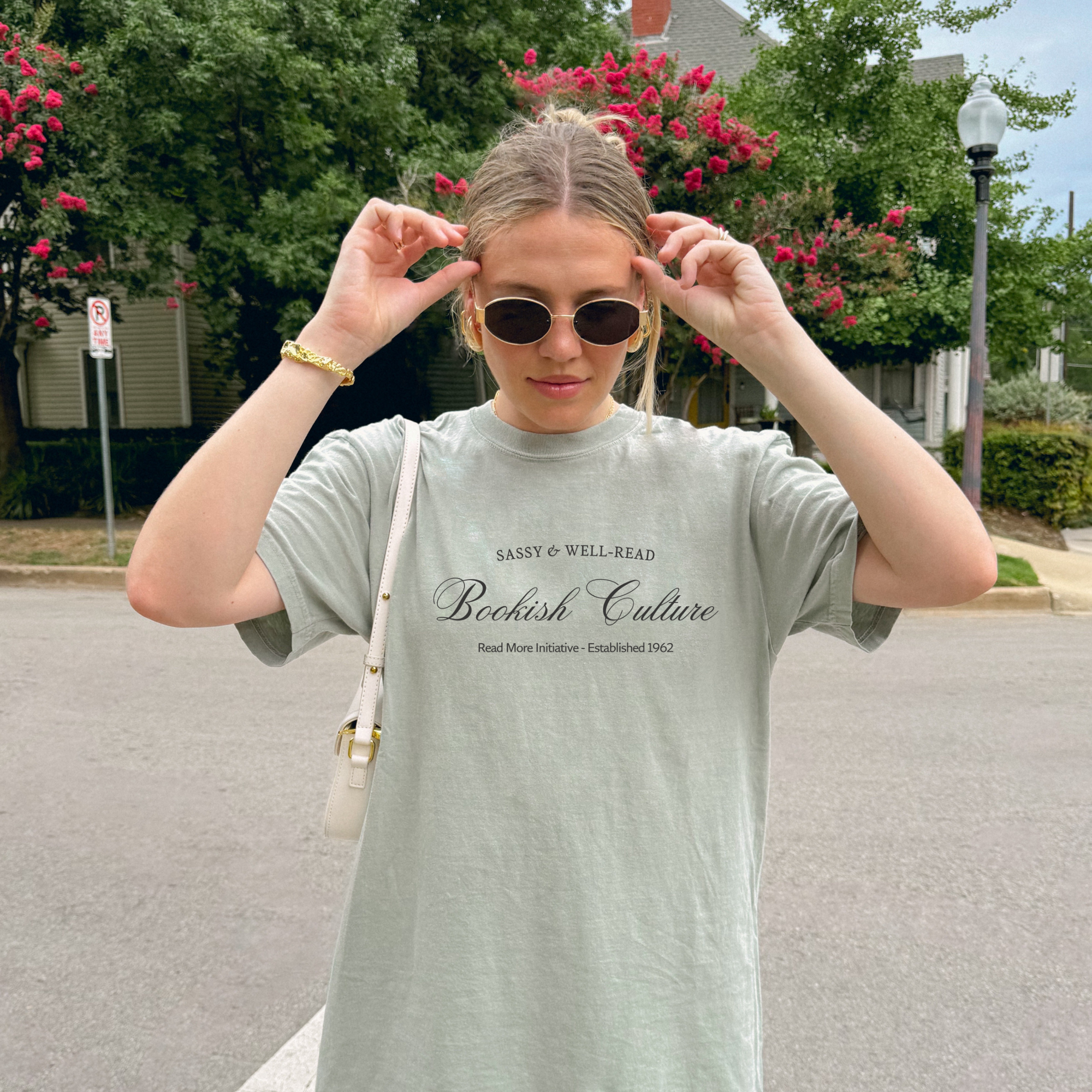 Sassy & Well-Read Tee